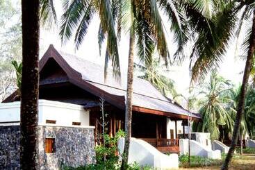 هتل Tanjong Jara Resort