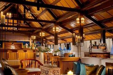 هتل Tanjong Jara Resort