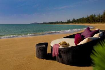 هتل Tanjong Jara Resort