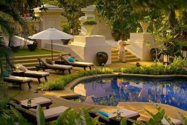 هتل Tanjong Jara Resort