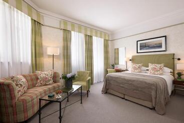 هتل The Balmoral