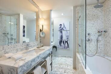هتل The Balmoral