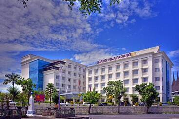 هتل Truntum Padang