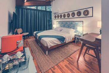Marina House Primero
