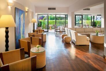 هتل Azia Resort & Spa