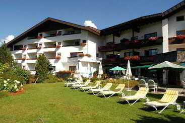 هتل Bergresort Seefeld