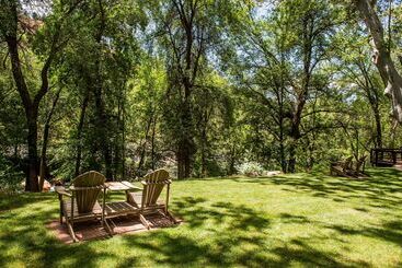 هتل Best Western Plus Arroyo Roble & Creekside Villas
