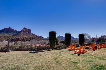 هتل Best Western Plus Arroyo Roble & Creekside Villas