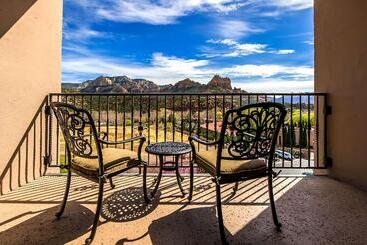 هتل Best Western Plus Arroyo Roble & Creekside Villas