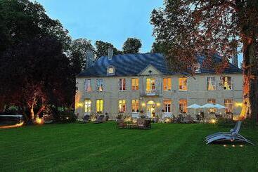 هتل Château De Bellefontaine   Teritoria