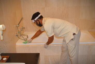 هتل Balisani Suites