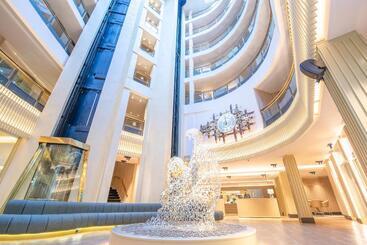 Grand Plaza Hotel & Wellness