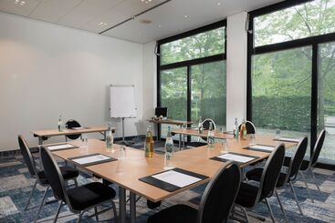 هتل Holiday Inn Berlin City West, An Ihg