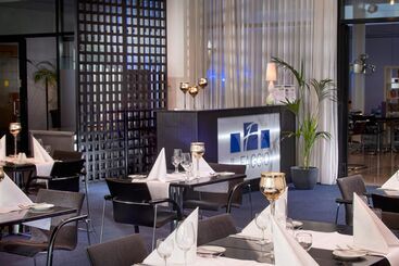 هتل Holiday Inn Berlin City West, An Ihg
