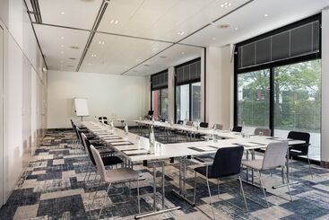 هتل Holiday Inn Berlin City West, An Ihg
