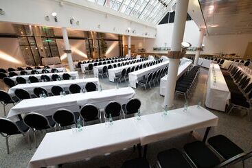 هتل Holiday Inn Berlin City West, An Ihg