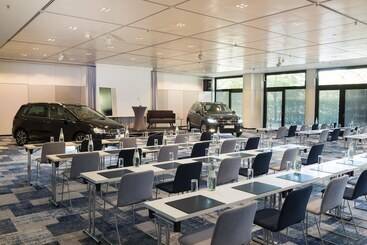 هتل Holiday Inn Berlin City West, An Ihg