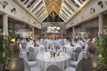 هتل Holiday Inn Berlin City West, An Ihg