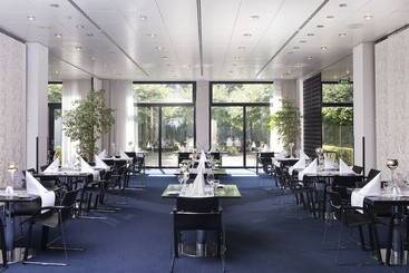 هتل Holiday Inn Berlin City West, An Ihg