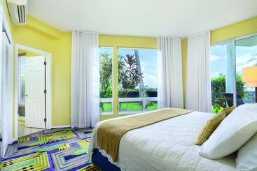 هتل Holua Resort