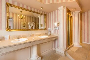בית מלון כפרי Hostellerie De La Pommeraie By Popinns