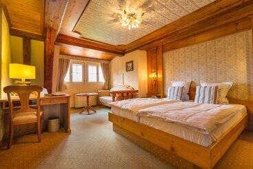 בית מלון כפרי Hostellerie De La Pommeraie By Popinns