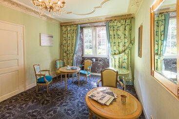בית מלון כפרי Hostellerie De La Pommeraie By Popinns