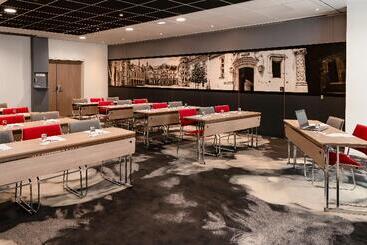 هتل Hôtel Mercure Blois Centre