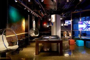 هتل Hyatt Centric Delfina Santa Monica