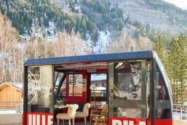 هتل Hôtel Les Aiglons Chamonix