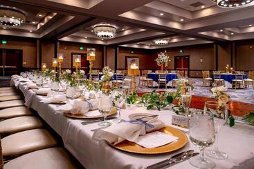 هتل Marriott St. Louis West