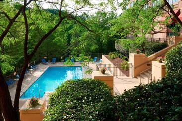 هتل Marriott St. Louis West
