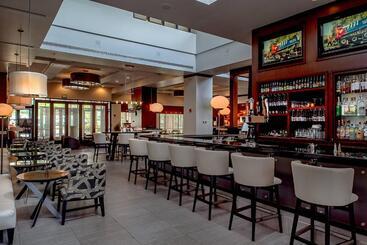 هتل Marriott St. Louis West