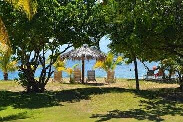 هتل Oualie Beach Resort