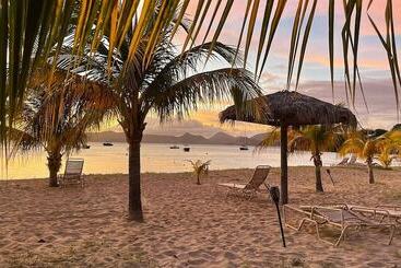 هتل Oualie Beach Resort