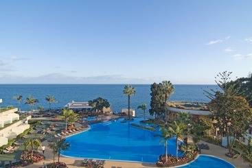 هتل Pestana Carlton Madeira Ocean Resort