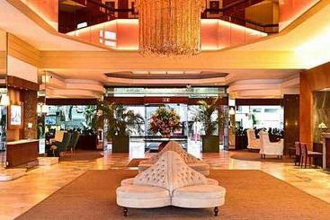 هتل Pestana Carlton Madeira Ocean Resort