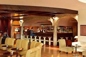 هتل Pestana Carlton Madeira Ocean Resort