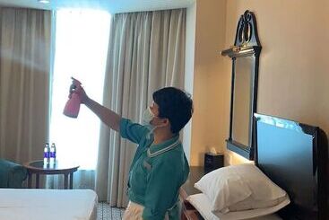 Отель Ramada By Wyndham Pearl Guangzhou Canton Fair Free Shuttle Bus