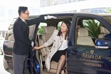 Отель Ramada By Wyndham Pearl Guangzhou Canton Fair Free Shuttle Bus