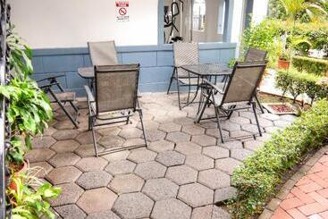 هتل Santo Tomas / Historical Property