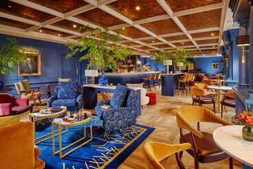 هتل The Davenport