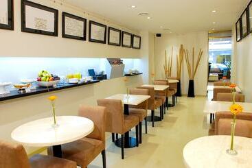 Hotel Ulises Recoleta Suites