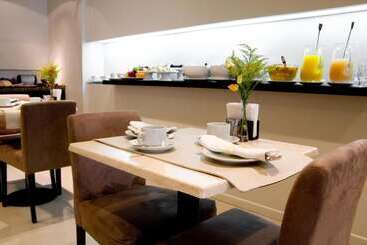 Hotel Ulises Recoleta Suites