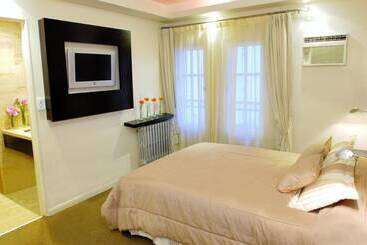 Hotel Ulises Recoleta Suites