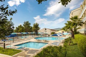 Miramar Sunny Hotel By Valamar