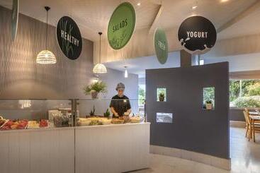 Miramar Sunny Hotel By Valamar