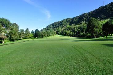 هتل Handara Golf & Resort Bali