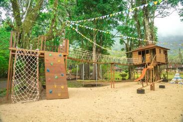 هتل Handara Golf & Resort Bali