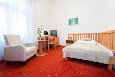 هتل Monti Spa